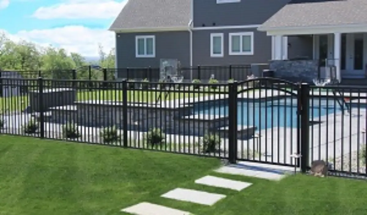 Low maintenance fences made from vinyl and composite materials, ideal for homeowners seeking durable, weather-resistant solutions