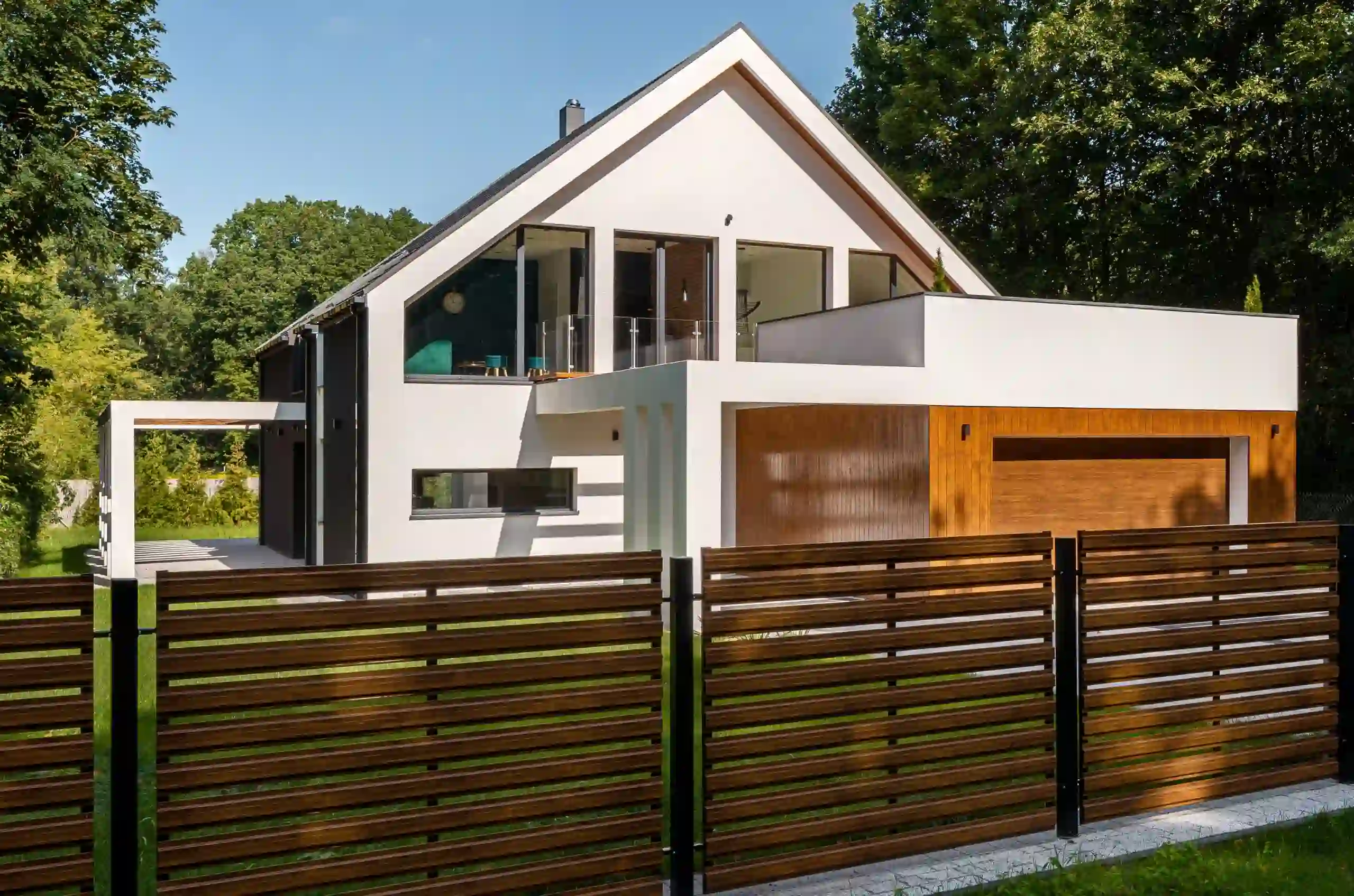 Fence installation service