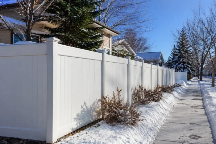 Benefits of Vinyl Fence for Cold Climates